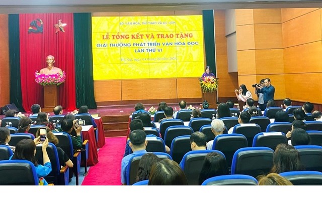 Thư viện Nguyễn Thúc Hào tham dự Lễ Tổng kết - Trao tặng Giải thưởng Phát triển văn hóa đọc lần thứ VI và Phát động Cuộc thi Đại sứ Văn hóa đọc năm 2024